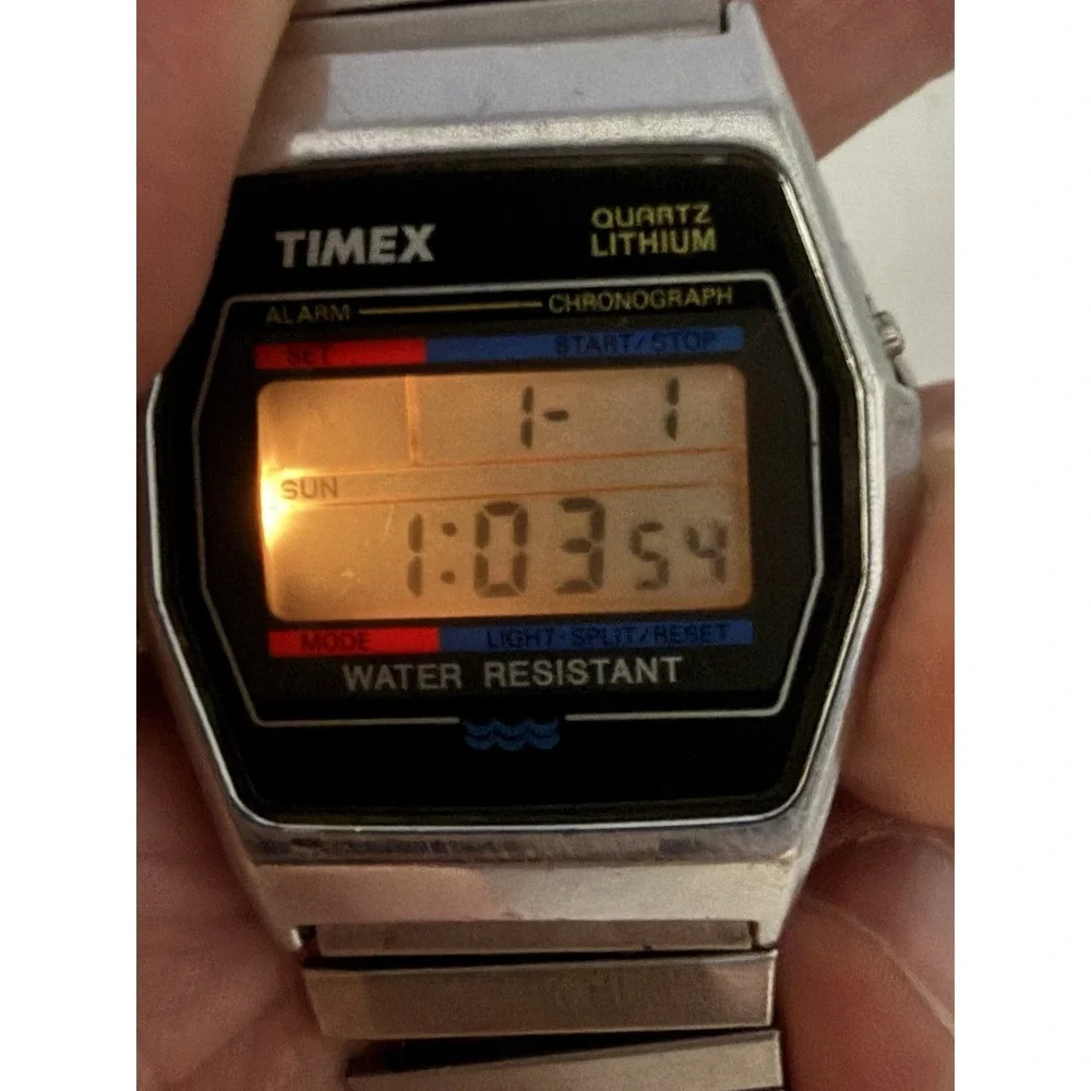 Timex New Battery Vintage 1990 Mens Digital Watch 34MM 7